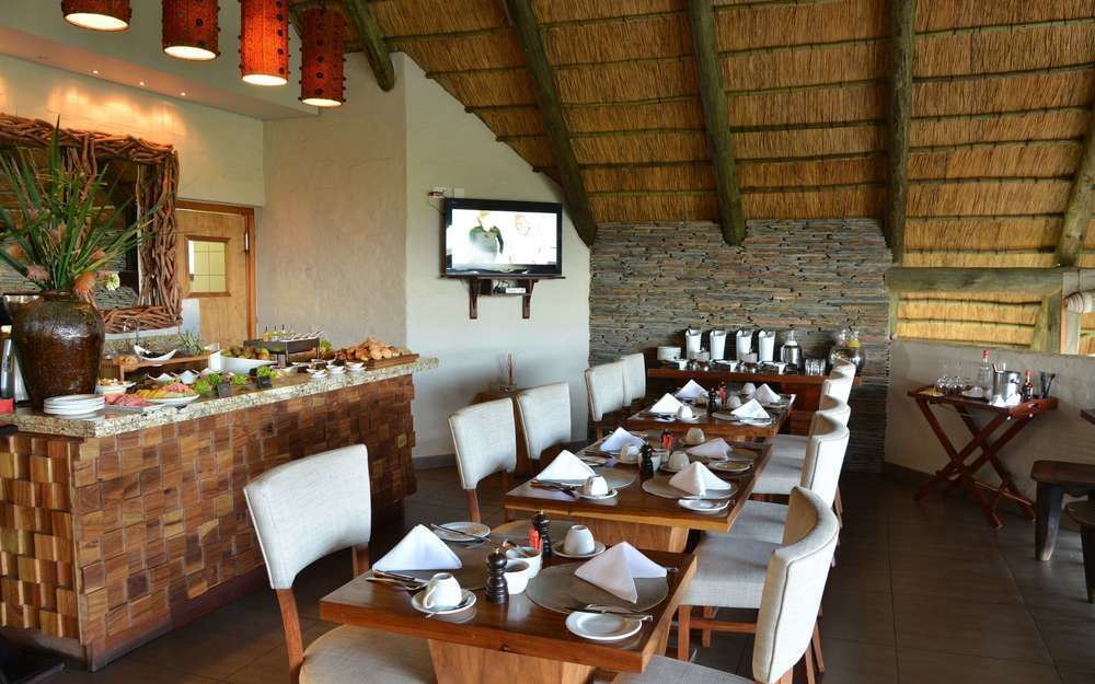 Victoria Falls Safari Club Екстериор снимка