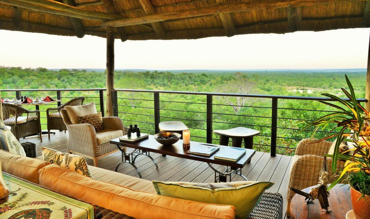 Victoria Falls Safari Club Екстериор снимка