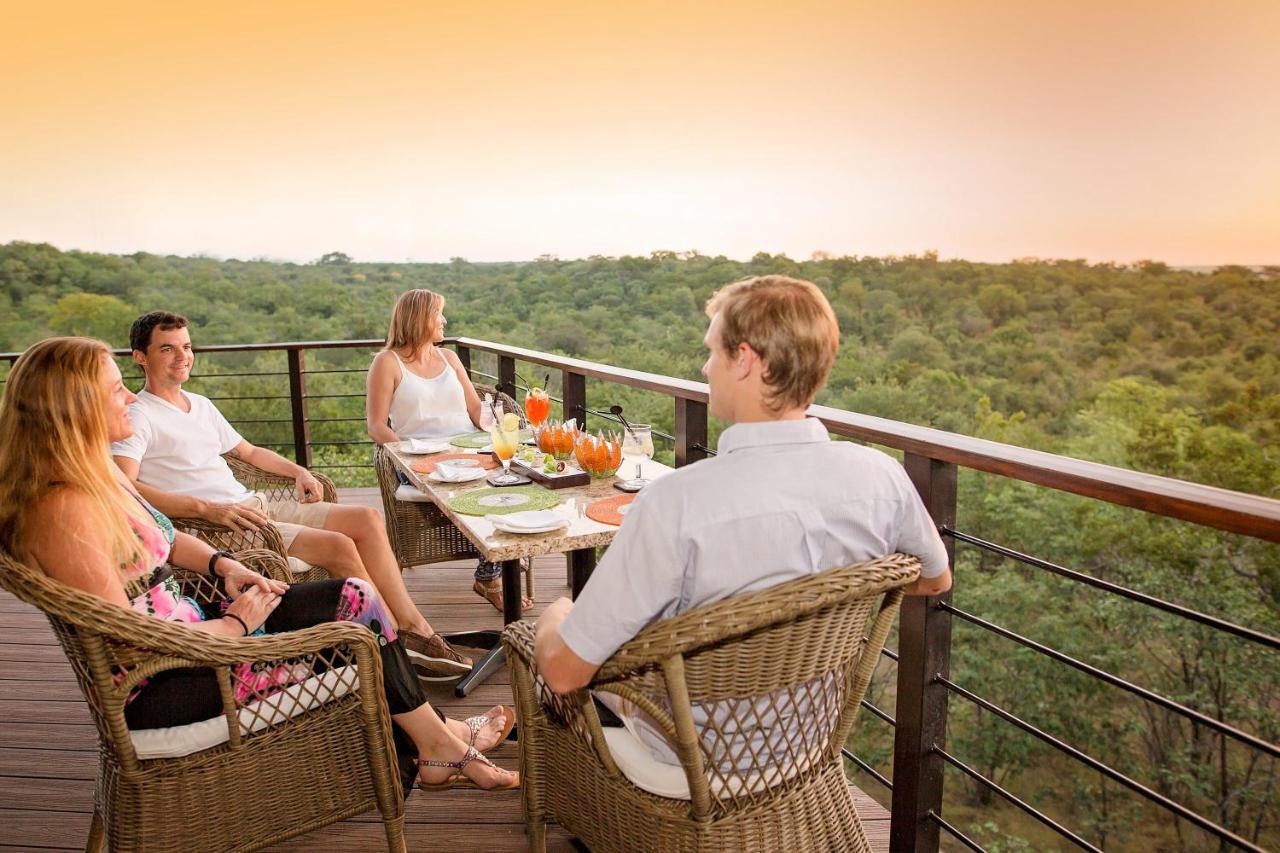 Victoria Falls Safari Club Екстериор снимка